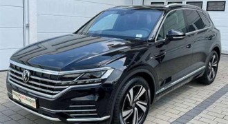 大众全新途锐到店实拍 搭载3.0T V6引擎