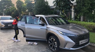 冠军座驾 品质进阶，全新第三代荣威RX5为中国女足备战世界杯保驾护航