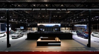 首秀即高光 魏牌新能源旗舰MPV亮相上海车展