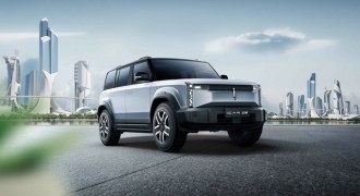 年轻尽情“浪”，iCAR 03 i-ROAD智能驾控随心所驭